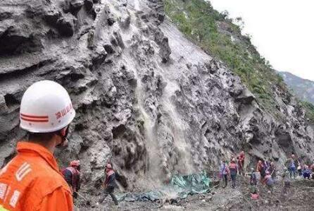 暴雨季20余种地质灾害监测仪器投入至西南地区使用