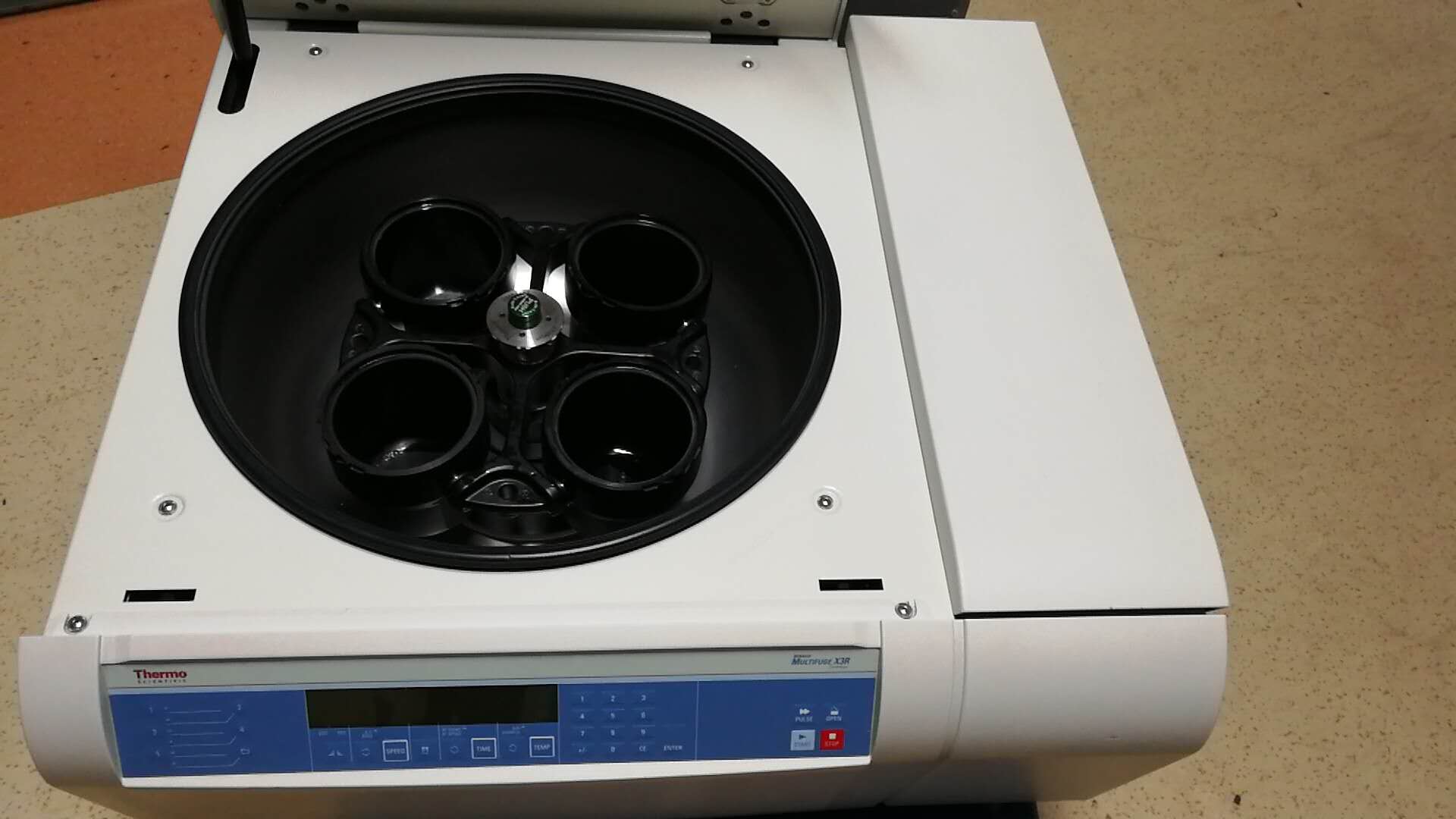 二手thermomultifugex3r冷冻离心机